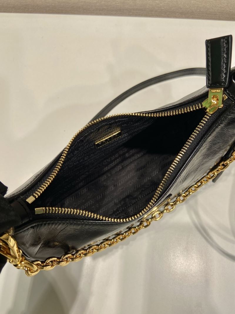 Pra*a hobo bags